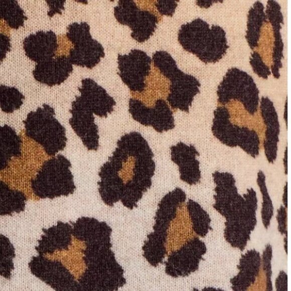 C by Bloomingdale's Cashmere Leopard Crewneck Sweater Size M  Long Sleeve  NWT - Picture 4 of 6